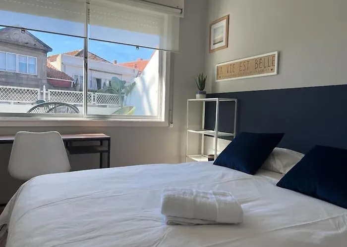 Pousa Luxury Con Terraza דירה ויגו